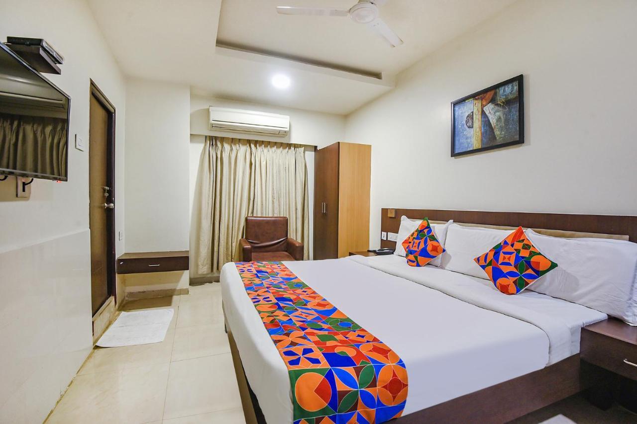 Fabhotel Leela Grand Inn Vijayawada Bagian luar foto