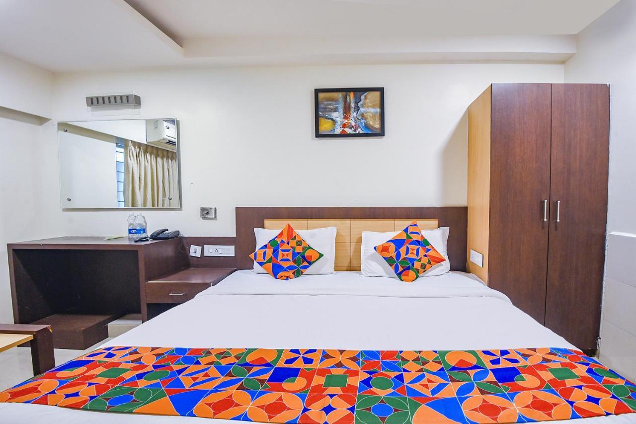 Fabhotel Leela Grand Inn Vijayawada Bagian luar foto
