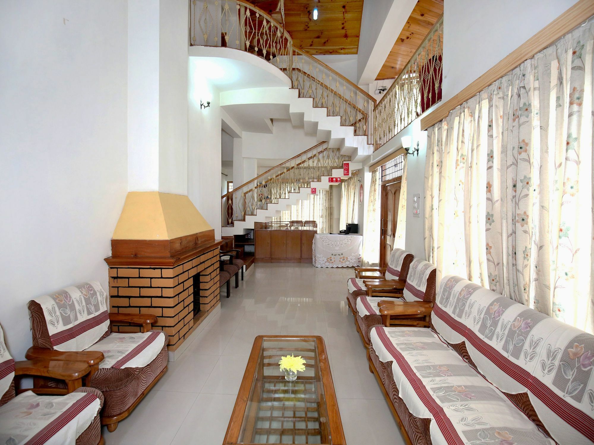 Fabhotel Leela Grand Inn Vijayawada Bagian luar foto